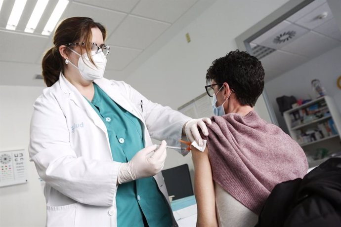 Aragón distribuye esta semana 64.432 dosis de vacunas contra la COVID-19.