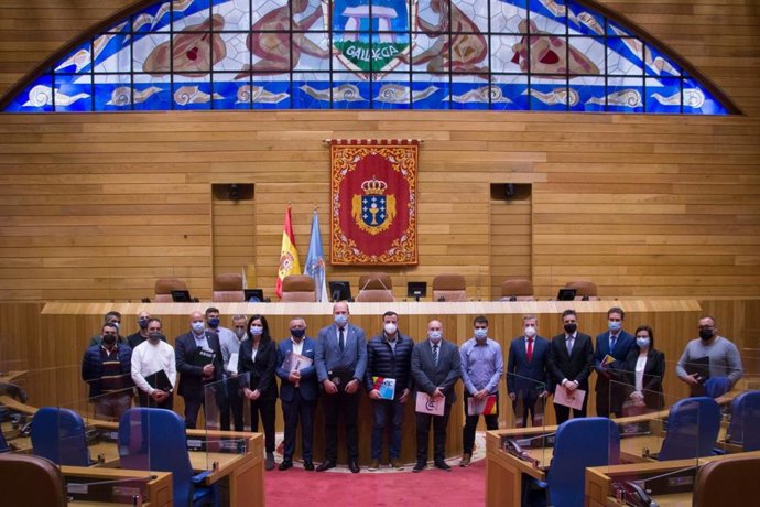 Diputados del PPdeG se reúnen con representantes de asociaciones de la Guardia Civil