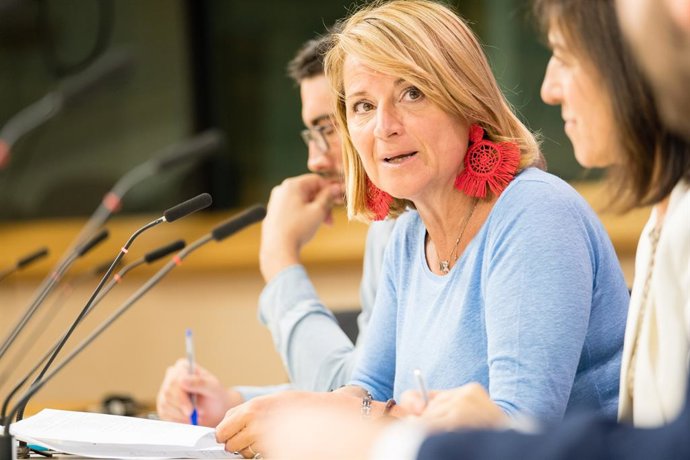 Archivo - L'eurodiputada del PP, Rosa Estars.