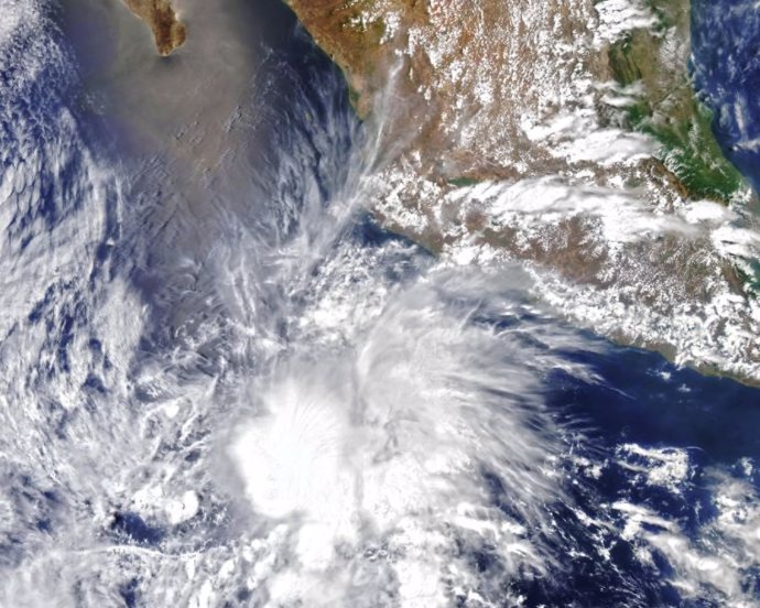 Imagen de la tormenta Andrés ante la costa mexicana