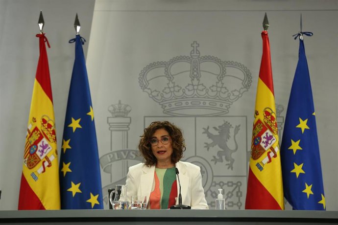La ministra Portavoz y de Hacienda, María Jesús Montero, comparece en rueda de prensa posterior al Consejo de Ministros celebrado en Moncloa, a 11 de mayo de 2021, en Madrid (España). 