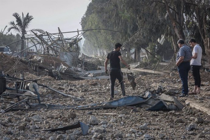 Daños materiales de un bombardeo de Israel contra la Franja de Gaza
