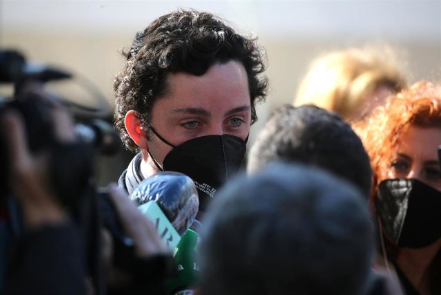 Francisco Nicolás Gómez Iglesias, conocido como 'El Pequeño Nicolás', a su llegada a la Audiencia Provincial de Madrid para el juicio por el viaje a Ribadeo.