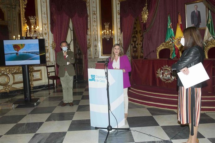 La presidenta de la Diputación de Cádiz, Irene García, durante la presentación del programa de Fitur.