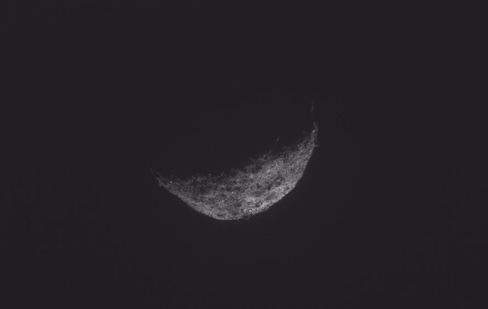 Última imagen del asteroide Bennu tomada por la misión OSIRIS-REx