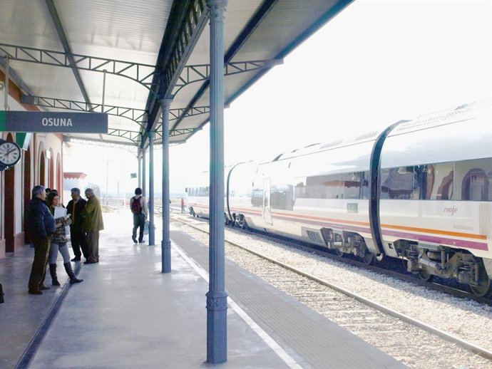Archivo - Estación de trenes de Osuna