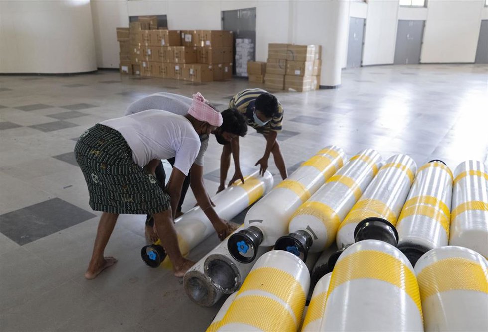 Material sanitario llegado al Hospital de Bathalapalli (India)