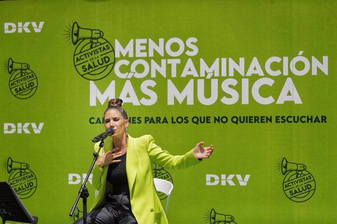 India Martínez ha presentado su canción Dejamos de respirarnos y ha sido la primera voz en sumarse al proyecto de DKV.