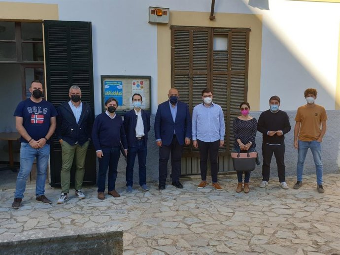 Martínez (PP) asegura que si gobierna solucionará el problema de seguridad de la carretera de Establiments.