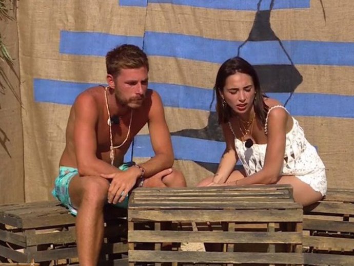 Momento en el que Sandra Pica rompe en directo con Tom Brusse