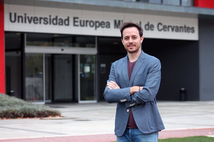 Archivo - El investigador de la Universidad Europea Miguel de Cervantes (UEMC) de Valladolid y coordinador del Grupo de Investigación i+HeALTH, Alejandro Santos Lozano.