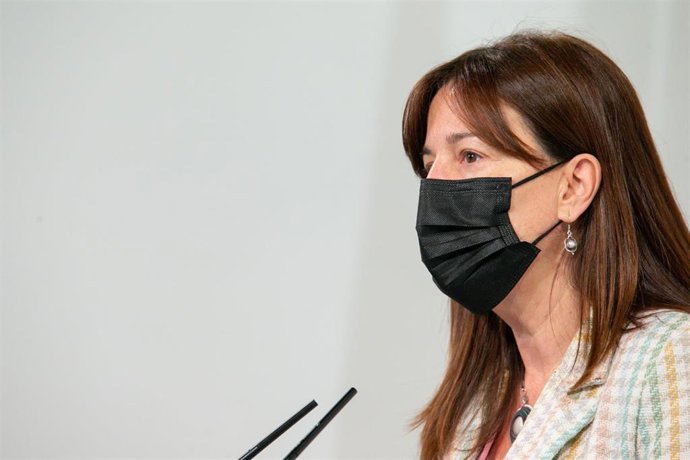 La consejera de Igualdad y portavoz del Gobierno regional, Blanca Fernández, comparece en rueda de prensa.