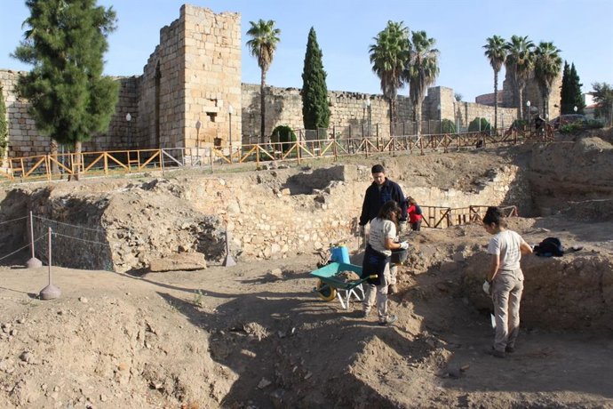 Alumnos de la Escuela Profesional Medea