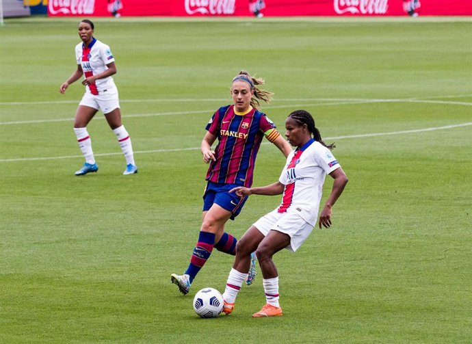 Alexia Putellas of Fc Barcelona Femeni during the Uefa Women's Champions League Semi-finals second leg match between Fc Barcelona Femeni and Paris Saint-Germain at Johan Cruyff Stadium on May 02, 2021 in Sant Joan Despi, Spain.