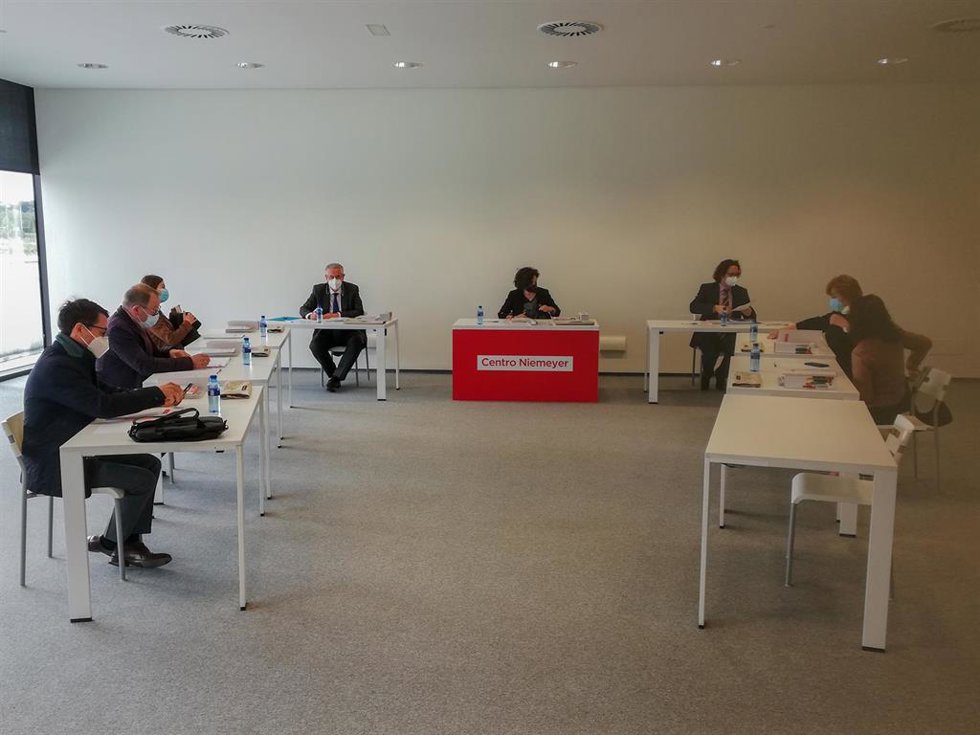 Reunión del patronato de la Fundación Centro Niemeyer