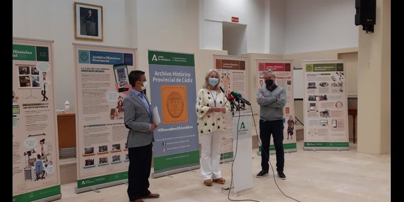 3. La Junta presenta la nueva campaña de difusión del Archivo Histórico Provincial de Cádiz en la Casa de las Cadenas