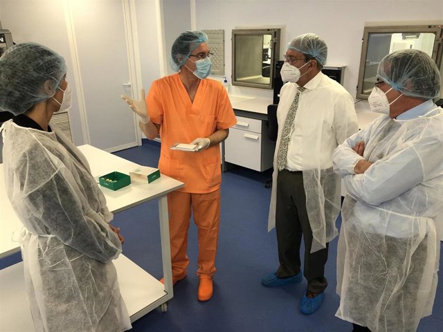 El consejero de Transformación Económica, Rogelio Velasco, visita el PTS