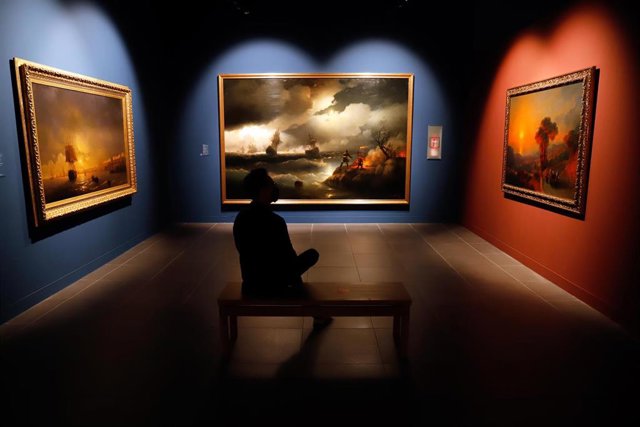 Exposición anual 'Guerra y Paz en el arte ruso' a 2 de mayo del 2021 en el Museo Ruso de Málaga. Andalucía, España