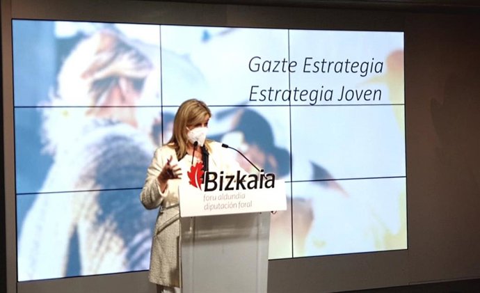 La diputada Teresa Laespada presenta los datos de la Estrategia Joven.