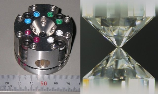 La carcasa exterior de metal y los dientes de diamante interiores del yunque de alta presión.