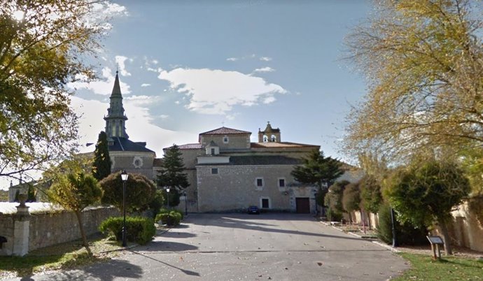 Fachada del Convento de La Aguilera (Burgos)
