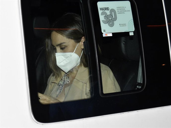 Tamara Falcó fue al restaurante en el que estaba Íñigo pero, lejos de entrar, se quedó en el interior del taxi y se fue sin verlo