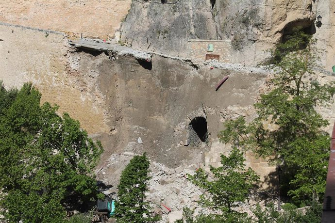 Derrumbe en la calle Canónigos de Cuenca