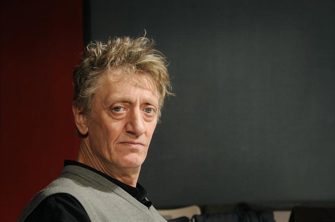 Archivo - Posado de Quique San Francisco a 11 de enero de 2010.