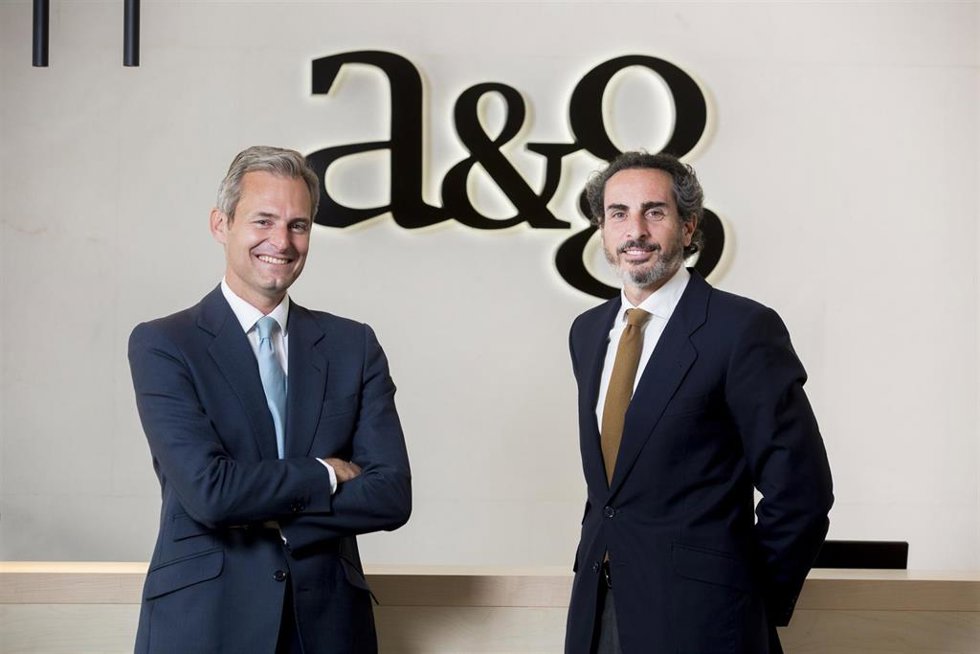 El nuevo gestor de A&G, Andrés Allende y el director del equipo de gestión, Diego Fernández Elices.