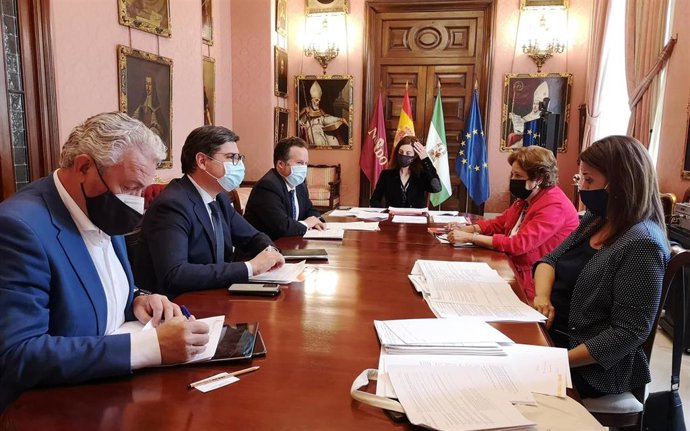 Comisión presupuestaria de Cs con el equipo de gobierno