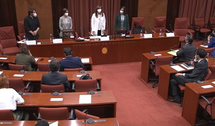 Sesión constitutiva de la Diputación Permanente del Parlament, el jueves 13 de mayo de 2021.