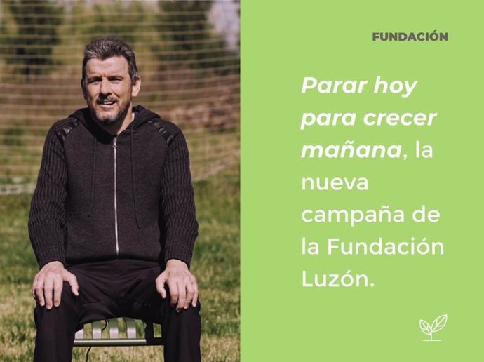 El exportero de fútbol Juan Carlos Unzué, afectado de ELA, es el abanderado de la nueva campaña de la Fundación Luzón.