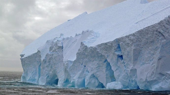 Frente de hielo en la Antártida