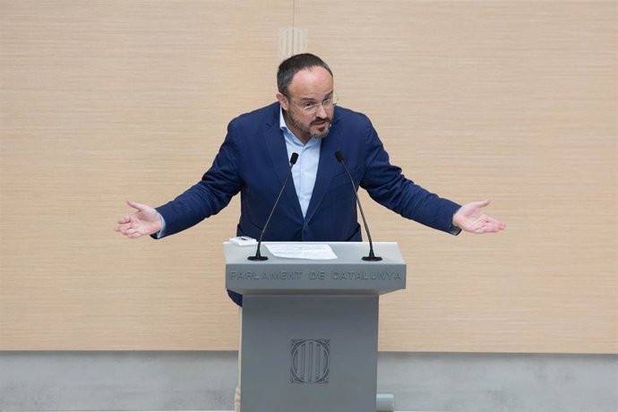 Archivo - El líder del PP en el Parlament, Alejandro Fernández, interviene durante la segunda sesión del debate de investidura a la presidencia de la Generalitat de Catalunya, en el Parlament, Barcelona, Cataluña, (España), a 30 de marzo de 2021.