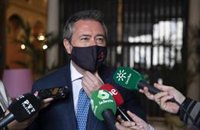 Espadas subraya el refuerzo policial y llama a la responsabilidad ante la Covid para no volver a "un túnel más largo"