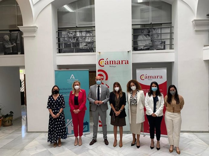 Salud y Familias participa en la elaboración de la I Estrategia de Conciliación de la Junta.