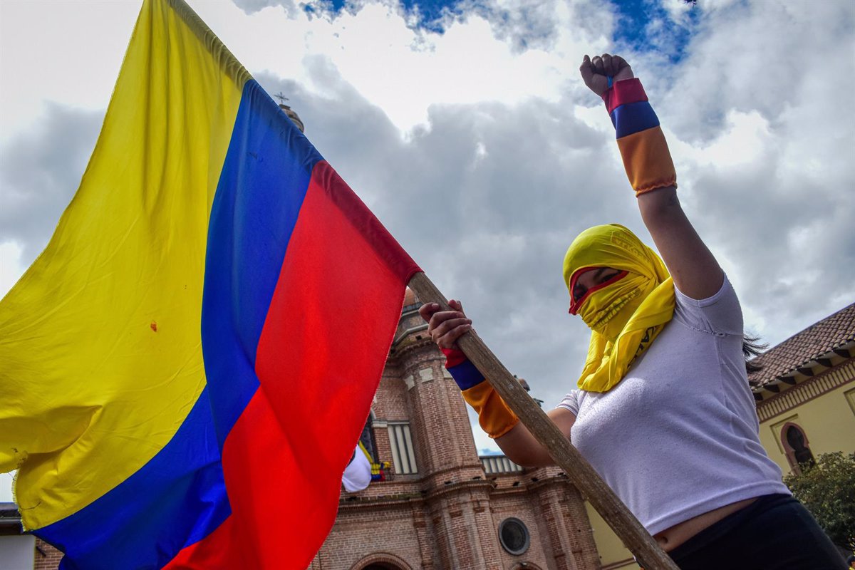 Colectivos feministas convocan varias protestas en rechazo a la violencia  sexual durante el paro nacional en Colombia
