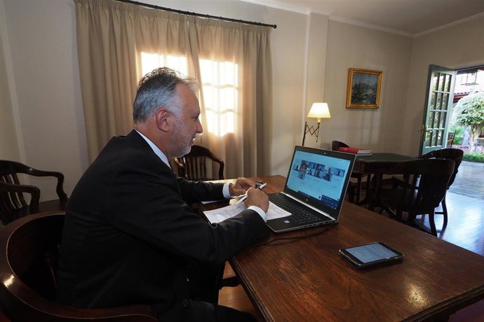 El presidente de Canarias, Ángel Víctor Torres, participa vía telemática en el Consejo Canario de Turismo