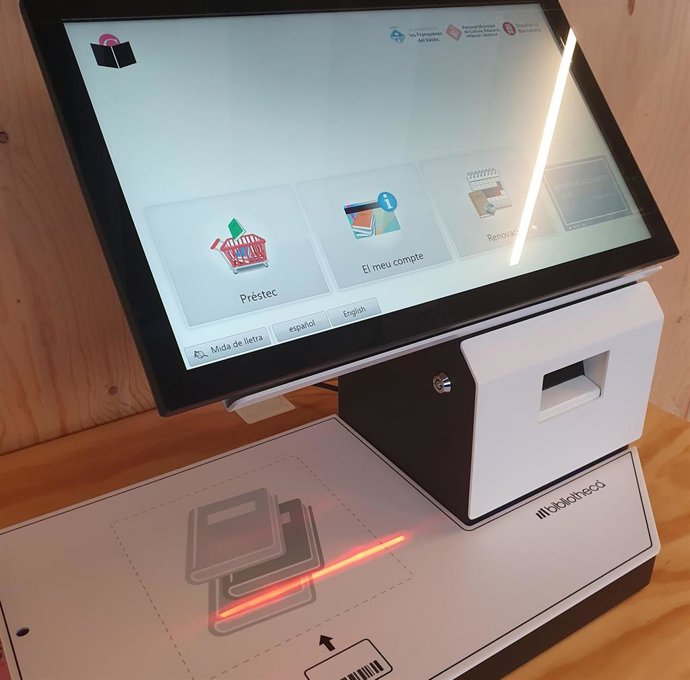 Archivo - Un centenar de bibliotecas de la Diputación de Barcelona ya disponen de autopréstamo