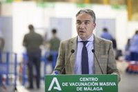 Bendodo: "En vez de echarles una mano a los autónomos, el Gobierno lo que pretende es asfixiarlos" con la nueva medida