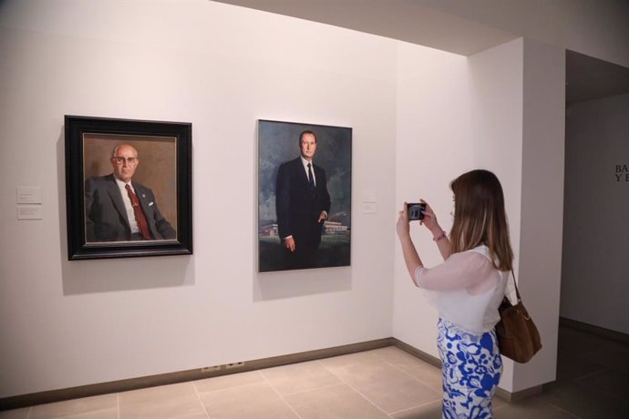 Exposiciones 'Banqueros y Empresarios. Retratos de Félix Revello de Toro' en el Museo Revello