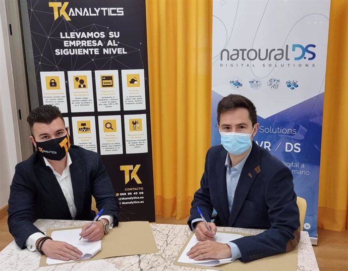 Firma del acuerdo entre TK Analytics & Tecnologyk 3D y Natoural Digital Solutions