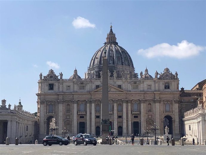 Archivo - Plaza de San Pedro, en el Vaticano