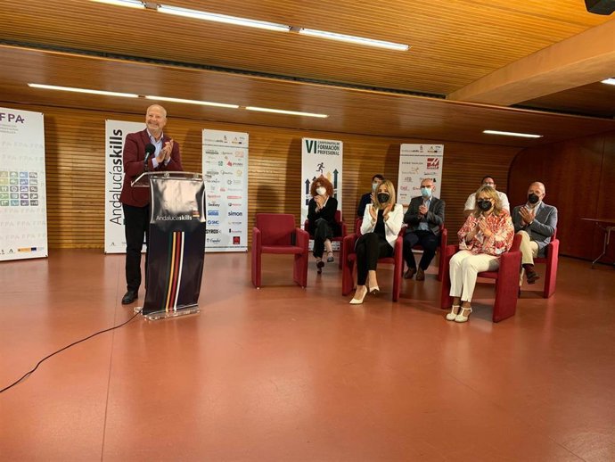 75 Estudiantes De Las Ocho Provincias Obtienen Medallas En El VI Campeonato Autonómico De FP