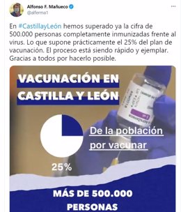 Tuit del presidente de la Junta de Castilla y León, Alfonso Fernández Mañueco, sobre las cifras de personas vacunadas con el ciclo completo.