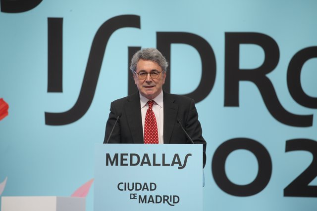 Andrés Trapiello, Medalla de Oro de la ciudad de Madrid
