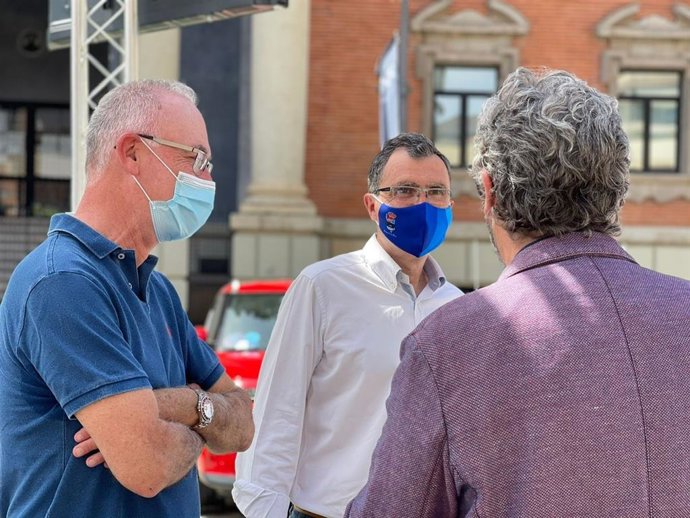 José Ballesta y Antonio Navarro en las jornadas 'EcoMobility Murcia 2021'
