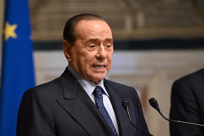 Archivo - 09 February 2021, Italy, Rome: Former Italian Prime Minister Silvio Berlusconi speaks during a press conference after his meeting with Mario Draghi, at the Italian Chamber of Deputies. Draghi, the former chief of the European Central Bank has 