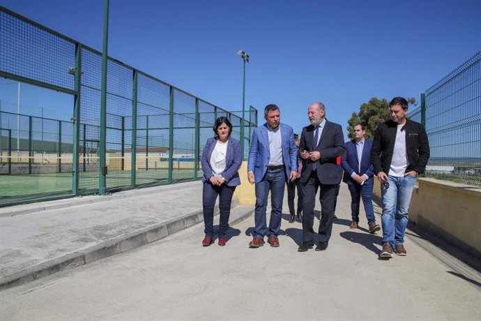 Archivo - Visita a Castilleja del Campo en 2019.