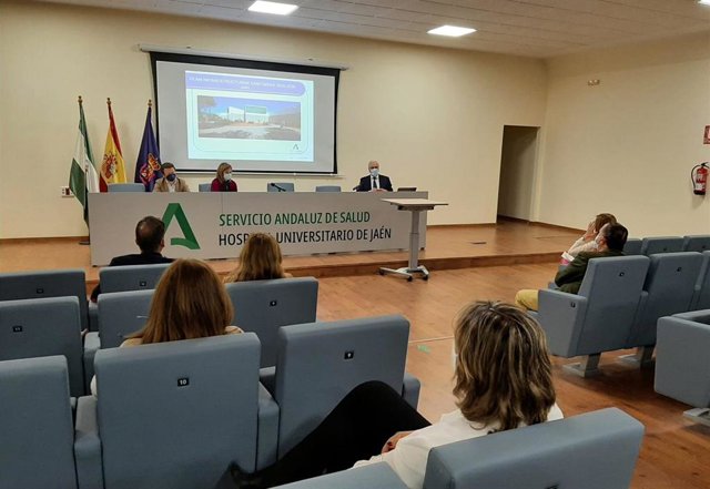 Salud destaca que el Plan de Infraestructuras Sanitarias 2020-2030 "avanza con obras clave" para Jaén
